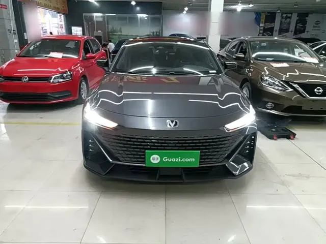 2023 Changan UNI-V 1.5T Premium