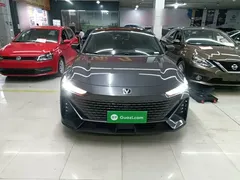 2023 Changan UNI-V 1.5T Premium — фото 3