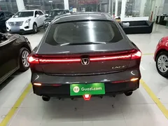 2023 Changan UNI-V 1.5T Premium — фото 6