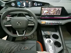 2023 Changan UNI-V 1.5T Premium — фото 10