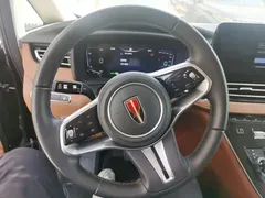 2024 Hongqi HQ9 2.0T PHEV 4WD Business — фото 7