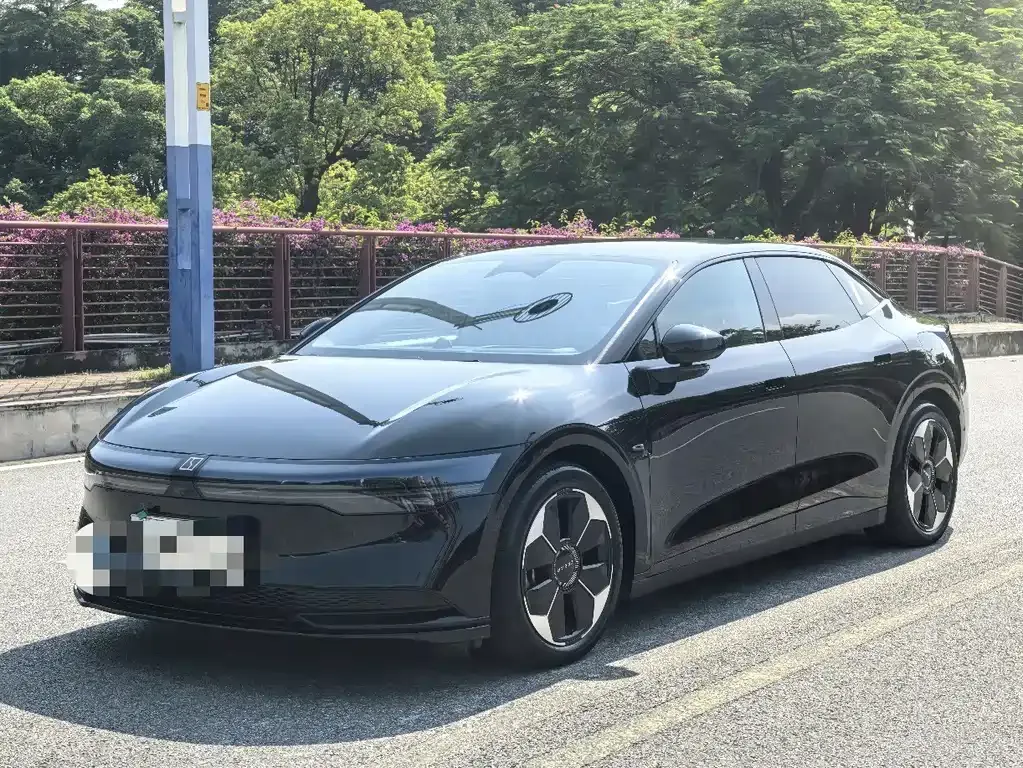 2024 Zeekr 007 RWD 75kWh Smart Driving