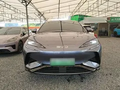 2024 BYD Sea Lion 07 EV 610 Long Range — фото 3