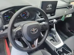 2020 Toyota Wildlander 2.5L Hybrid E-CVT 2WD Luxury, белый — фото 12