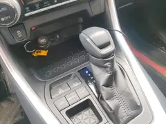 2020 Toyota Wildlander 2.5L Hybrid E-CVT 2WD Luxury, белый — фото 16