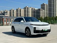 2023 Li Auto L7, белый — фото 3