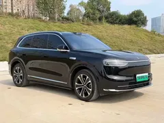 2026 Aito M7 EREV Ultra 4WD 5-seat 192-line Lidar, чёрный — фото 3