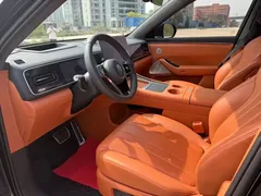 2026 Aito M7 EREV Ultra 4WD 5-seat 192-line Lidar, чёрный — фото 4