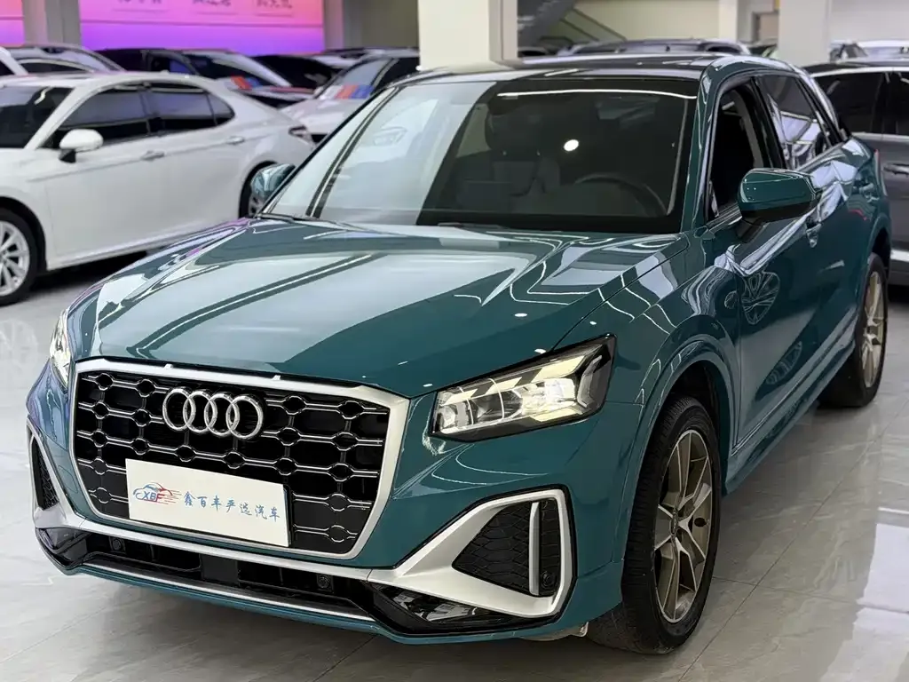 2022 Audi Q2L 35 TFSI Fashion Sport
