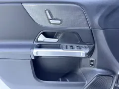 2022 Mercedes-Benz GLB 180 Sport, белый — фото 9