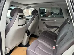 2024 Leapmotor C11 EREV 300 Premium, синий — фото 15