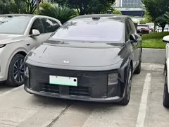 2025 Li Auto i8 Standard, чёрный — фото 1