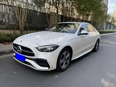 2022 Mercedes-Benz C-Class C 200 L Sport, белый — фото 1