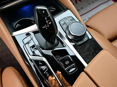 2022 BMW 6 Series GT 630i M Sport Package, белый — фото 19
