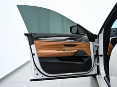 2022 BMW 6 Series GT 630i M Sport Package, белый — фото 21