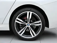 2022 BMW 6 Series GT 630i M Sport Package, белый — фото 44