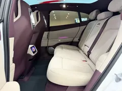 2025 Xiaomi YU7 RWD Long Range, белый — фото 9