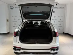 2020 Volkswagen Tayron X 330TSI 2WD Premium Smart Connect, белый — фото 10