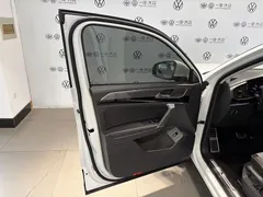 2020 Volkswagen Tayron X 330TSI 2WD Premium Smart Connect, белый — фото 11