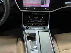 2022 Audi A6L 55 TFSI quattro Premium Elegance, чёрный — фото 9