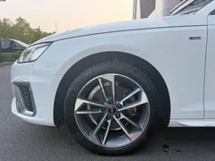 2022 Audi A4L 40 TFSI Fashion, белый — фото 2