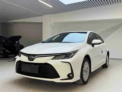 2021 Toyota Corolla 1.2T S-CVT Elite Plus, белый — фото 1