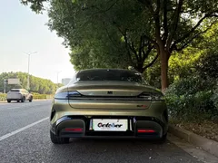 2024 Xiaomi SU7 4WD Max Founder, зелёный — фото 13