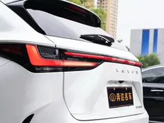 2022 Lexus NX 350h 2WD, белый — фото 7