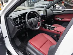 2022 Lexus NX 350h 2WD, белый — фото 9