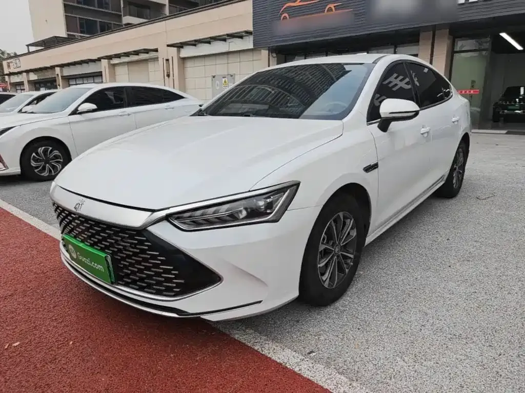 2023 BYD Qin PLUS Champion DM-i PHEV 55KM Leading
