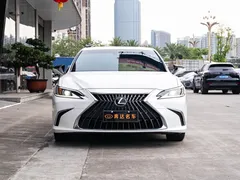 2022 Lexus ES 260 Excellence, белый — фото 2