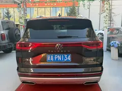 2022 Volkswagen Talagon 380TSI 4WD Flagship 6-seat, чёрный — фото 10