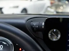 2022 Lexus ES 300h Excellence, чёрный — фото 21