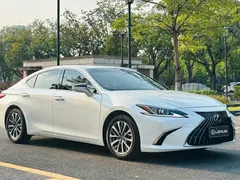 2021 Lexus ES 200 Excellence, белый — фото 3