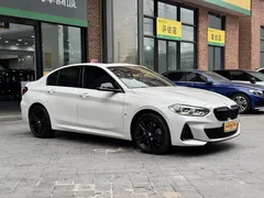 2023 BMW 1 Series 125i M Sport Night Edition, белый — фото 2