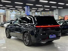 2025 Li Auto L8, чёрный — фото 14