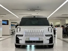 2024 Zeekr 009 6-Seat Executive 4WD 108kWh, белый — фото 2