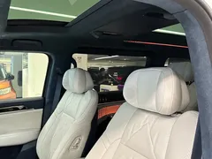 2024 Zeekr 009 6-Seat Executive 4WD 108kWh, белый — фото 11