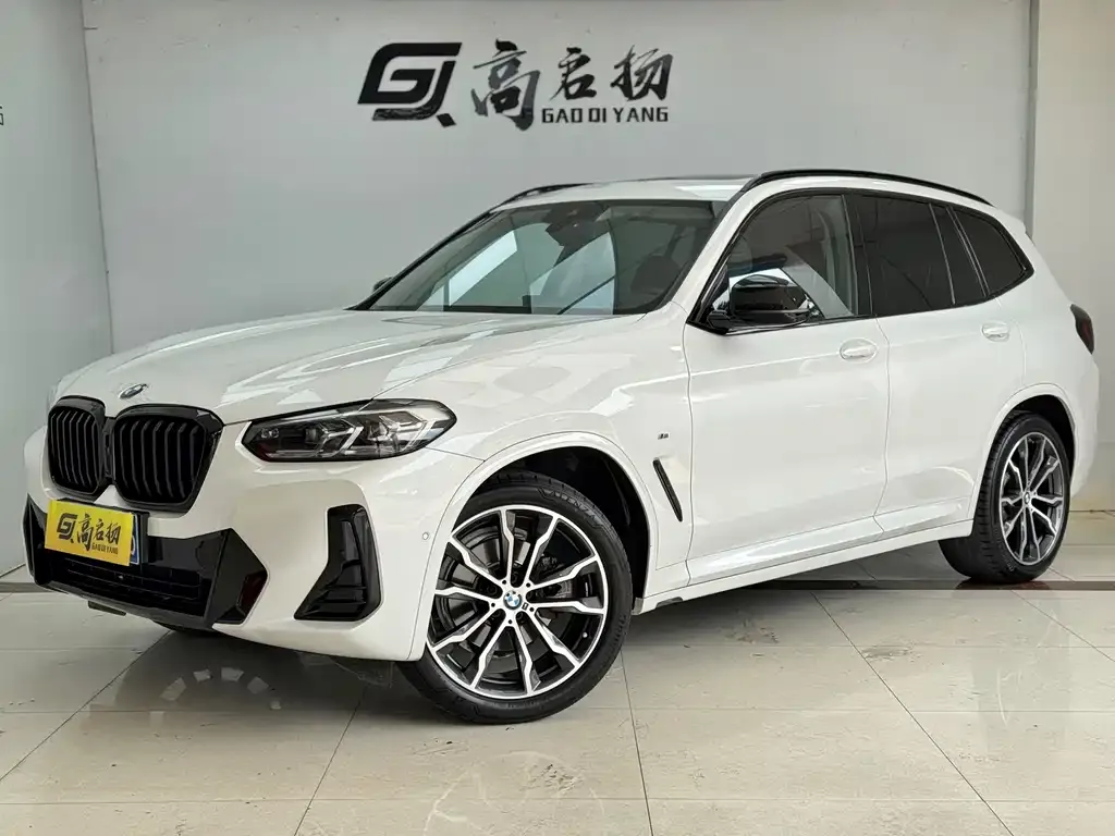 2023 BMW X3 Leading M Night Package