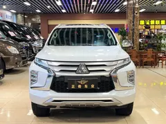 2020 Mitsubishi Pajero 3.0L Premium, белый — фото 2