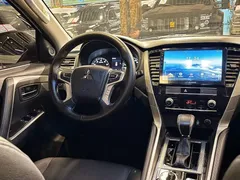2020 Mitsubishi Pajero 3.0L Premium, белый — фото 13