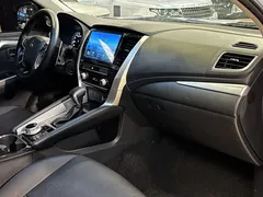 2020 Mitsubishi Pajero 3.0L Premium, белый — фото 16