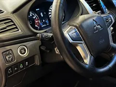 2020 Mitsubishi Pajero 3.0L Premium, белый — фото 18