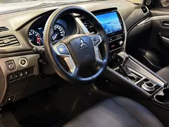 2020 Mitsubishi Pajero 3.0L Premium, белый — фото 19