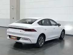 2024 BYD Qin PLUS Honor DM-i PHEV 55km Leading, белый — фото 2