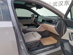 2025 BYD Tang DM-i PHEV 115km Flagship — фото 16