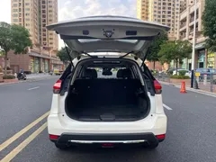2022 Nissan X-Trail 2.0L 2WD Premium, белый — фото 20