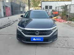 2023 Volkswagen Passat 330TSI Luxury, чёрный — фото 2