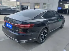 2023 Volkswagen Passat 330TSI Luxury, чёрный — фото 3