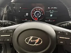 2022 Hyundai Elantra 1.5L CVT LUX Premium — фото 7